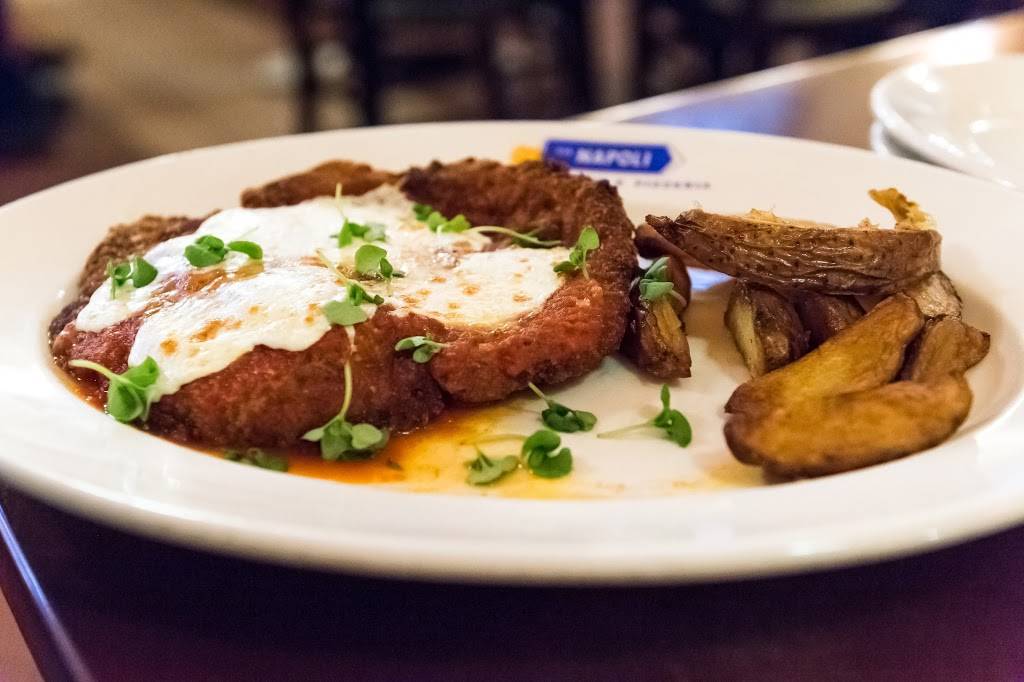 Via Napoli Ristorante e Pizzeria | restaurant | 1510 Avenue of the Stars, Orlando, FL 32830, USA | 4075608050 OR +1 407-560-8050