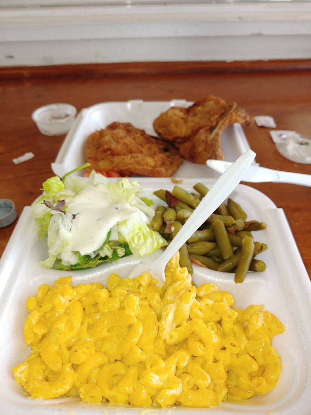 Easy Seafood | restaurant | 13243 Chef Menteur Hwy, New Orleans, LA 70129, USA | 5042543757 OR +1 504-254-3757