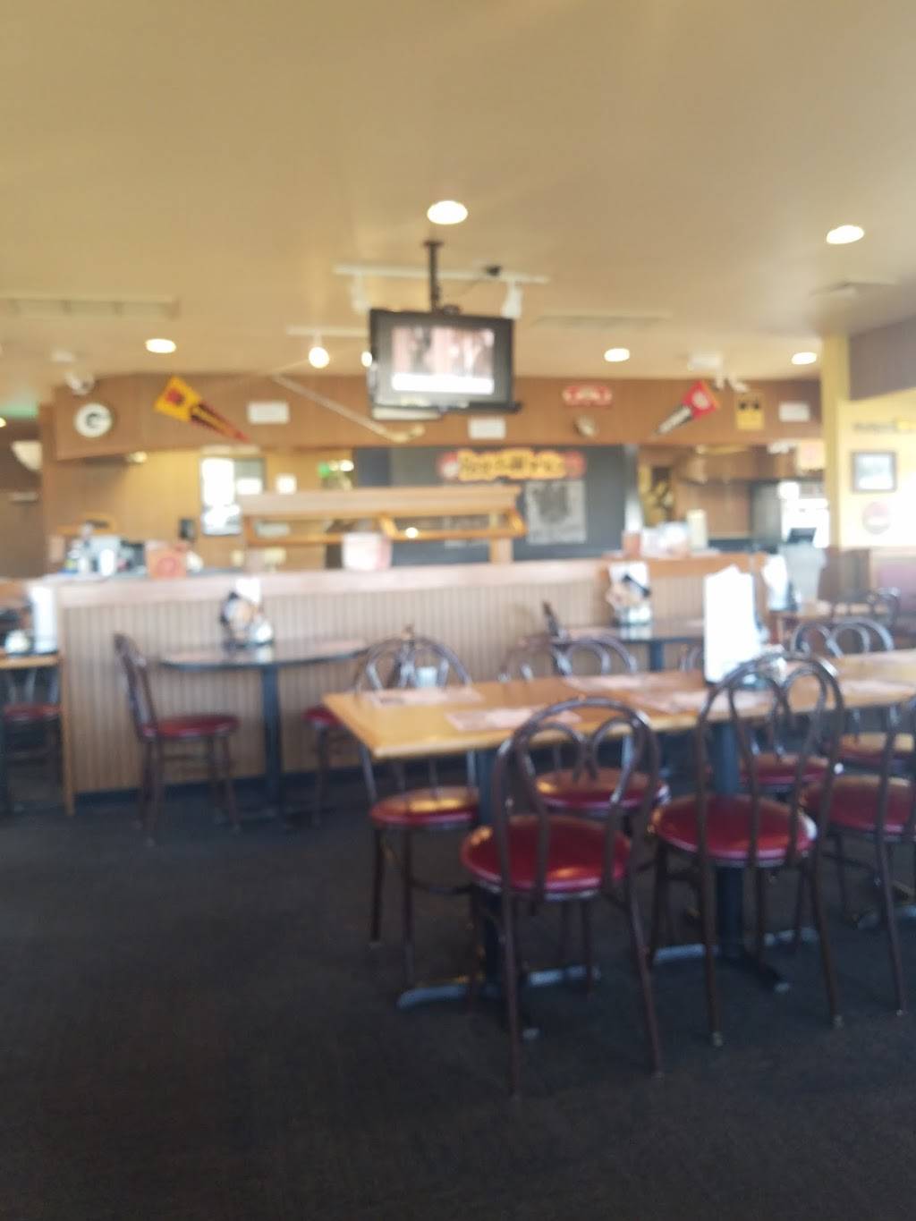 Pizza Hut | meal takeaway | 1236 N Main St, Viroqua, WI 54665, USA | 6086378000 OR +1 608-637-8000