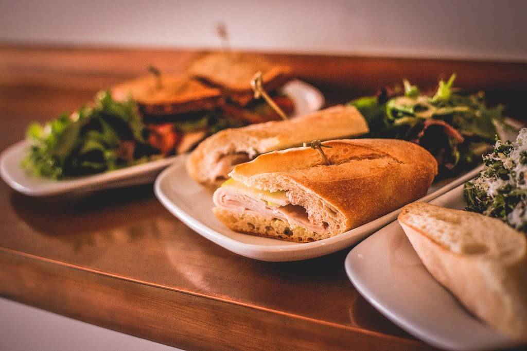 Comoncy Beverly Hills | cafe | 413 N Bedford Dr, Beverly Hills, CA 90210, USA | 4242858874 OR +1 424-285-8874