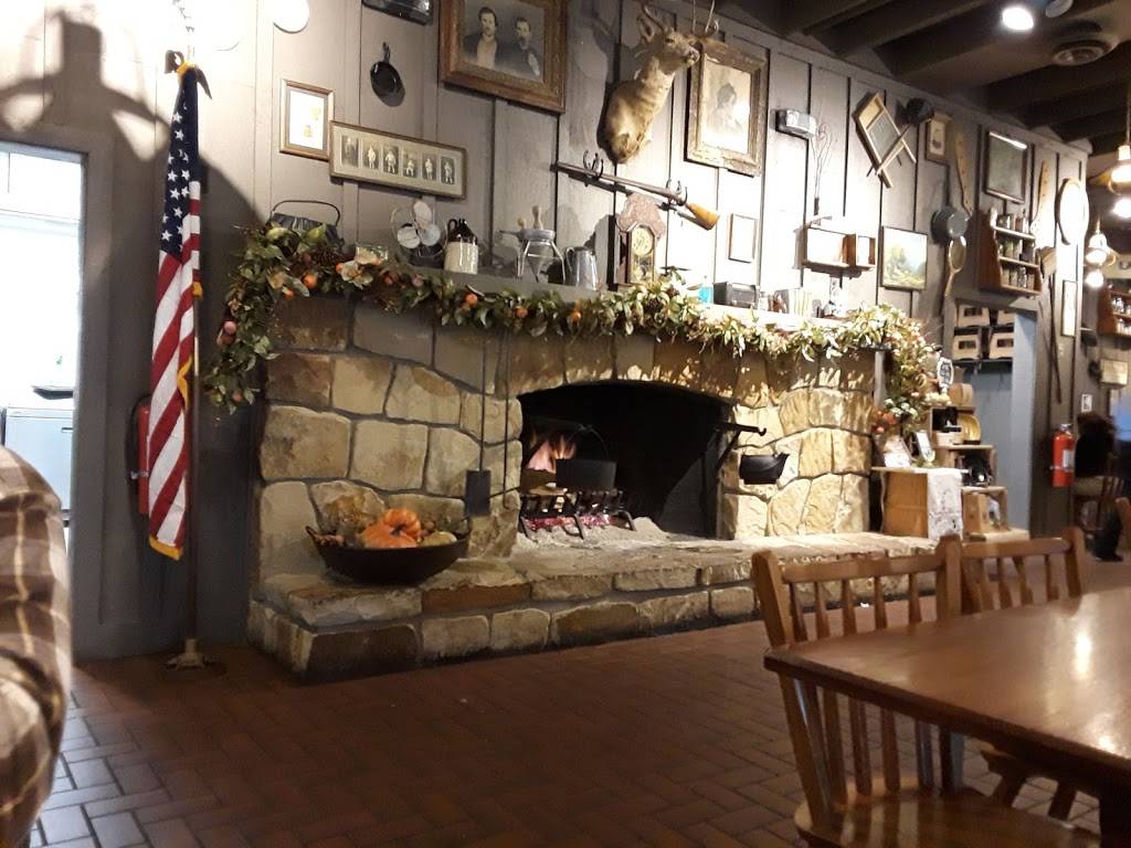 Cracker Barrel Old Country Store | restaurant | 1270 Cross Creek Dr, Saltillo, MS 38866, USA | 6626200820 OR +1 662-620-0820