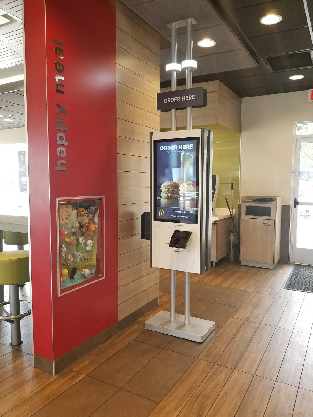 McDonalds | cafe | 1530 US-1, Ormond Beach, FL 32174, USA | 3866772303 OR +1 386-677-2303