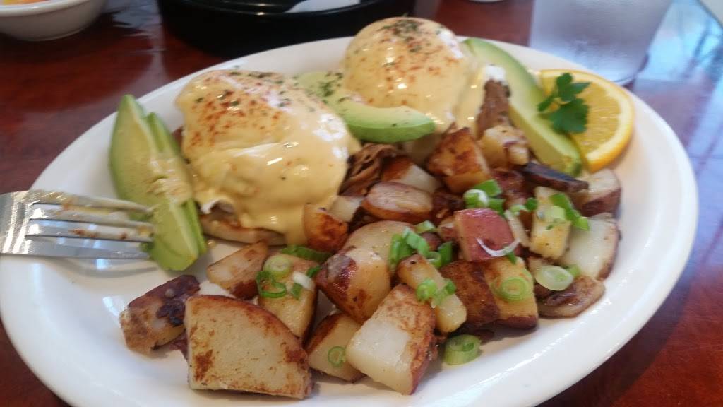 Avenue Cafe | restaurant | 427 Capitola Ave, Capitola, CA 95010, USA | 8315157559 OR +1 831-515-7559