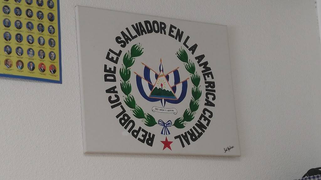 Las Palmas Bakery & Pupusas | restaurant | 6290 Mack Rd, Sacramento, CA 95823, USA | 9163955979 OR +1 916-395-5979