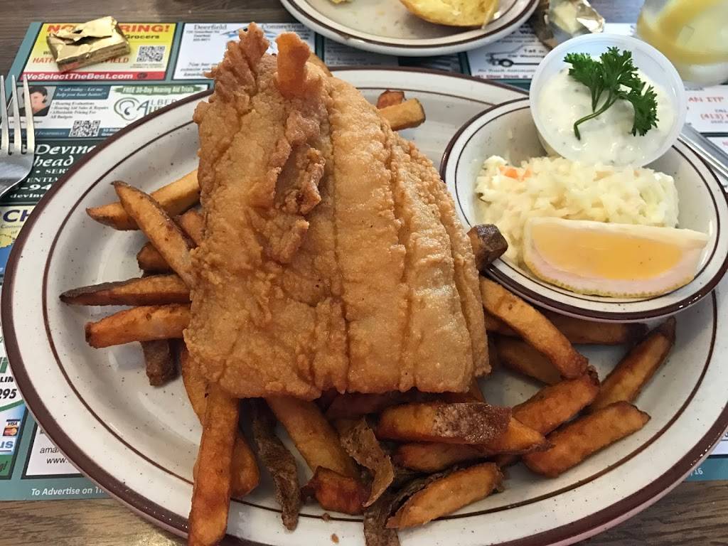 Four Leaf Clover | restaurant | 19 South St, Bernardston, MA 01337, USA | 4136489514 OR +1 413-648-9514