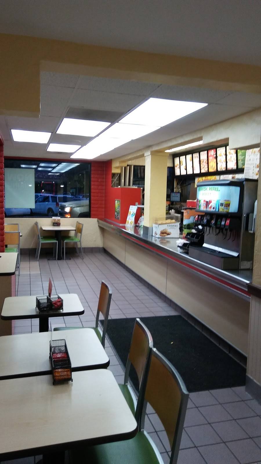 Del Taco | meal takeaway | 591 N Ventu Park Rd, Newbury Park, CA 91320, USA | 8054994439 OR +1 805-499-4439