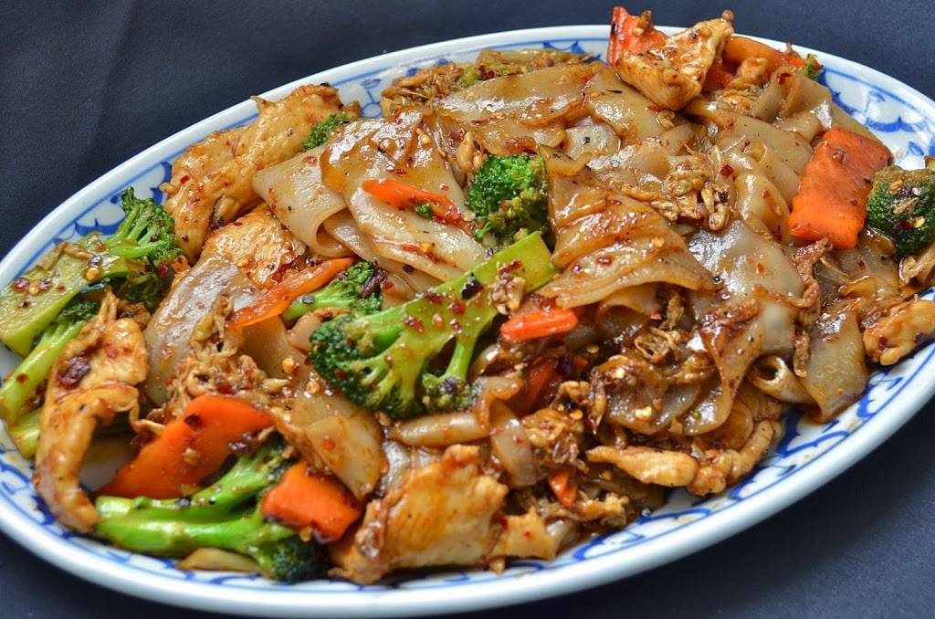 Thai Paradise | restaurant | 102 W Union St, Athens, OH 45701, USA | 7402494115 OR +1 740-249-4115