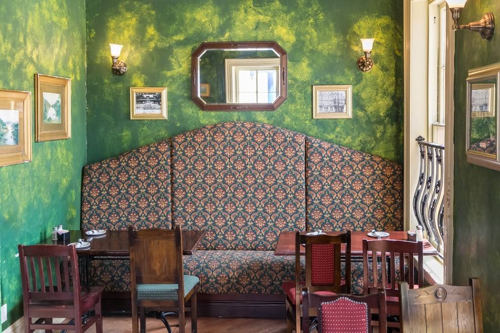 Molly Maguires Irish Restaurant & Pub | restaurant | 197 Bridge St, Phoenixville, PA 19460, USA | 6109339550 OR +1 610-933-9550