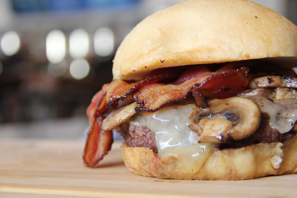 Bagel Barn New Smyrna Beach | restaurant | 636 E 3rd Ave, New Smyrna Beach, FL 32169, USA | 3862842995 OR +1 386-284-2995