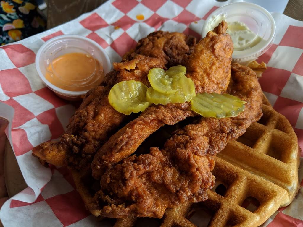 24 Hot Chicken & Waffle Bar | meal takeaway | 12048 Ventura Blvd, Studio City, CA 91604, USA | 8188243842 OR +1 818-824-3842