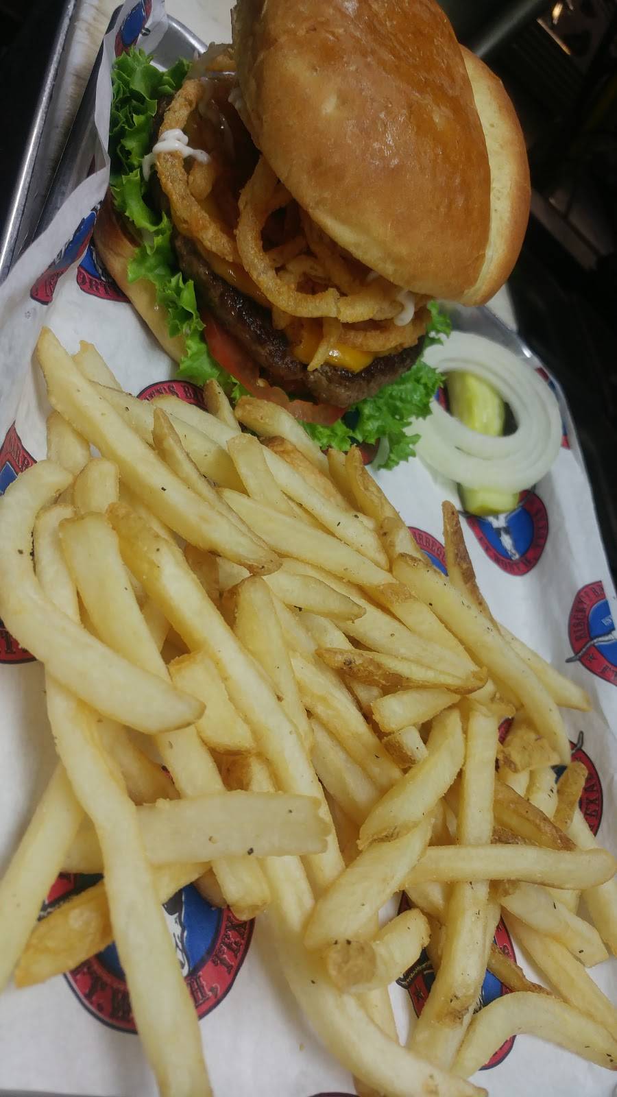 Risckys BAR-B-Q | restaurant | 6701 Camp Bowie Blvd, Fort Worth, TX 76116, USA | 8179891800 OR +1 817-989-1800