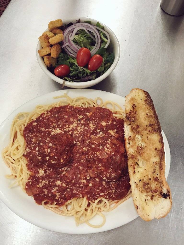 Village Grill | restaurant | 18705 Village Center Dr #201, Reno, NV 89508, USA | 7759729900 OR +1 775-972-9900