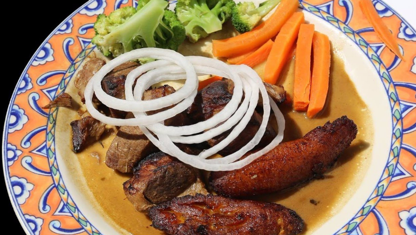 Lauriol Plaza | restaurant | 1835 18th St NW, Washington, DC 20009, USA | 2023870035 OR +1 202-387-0035