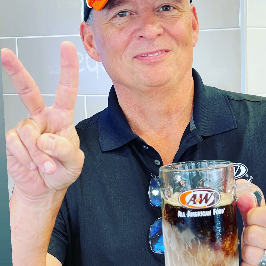 A&W OF ELLIS | restaurant | 203 W 2nd St, Ellis, KS 67637, USA | 2164693624 OR +1 216-469-3624