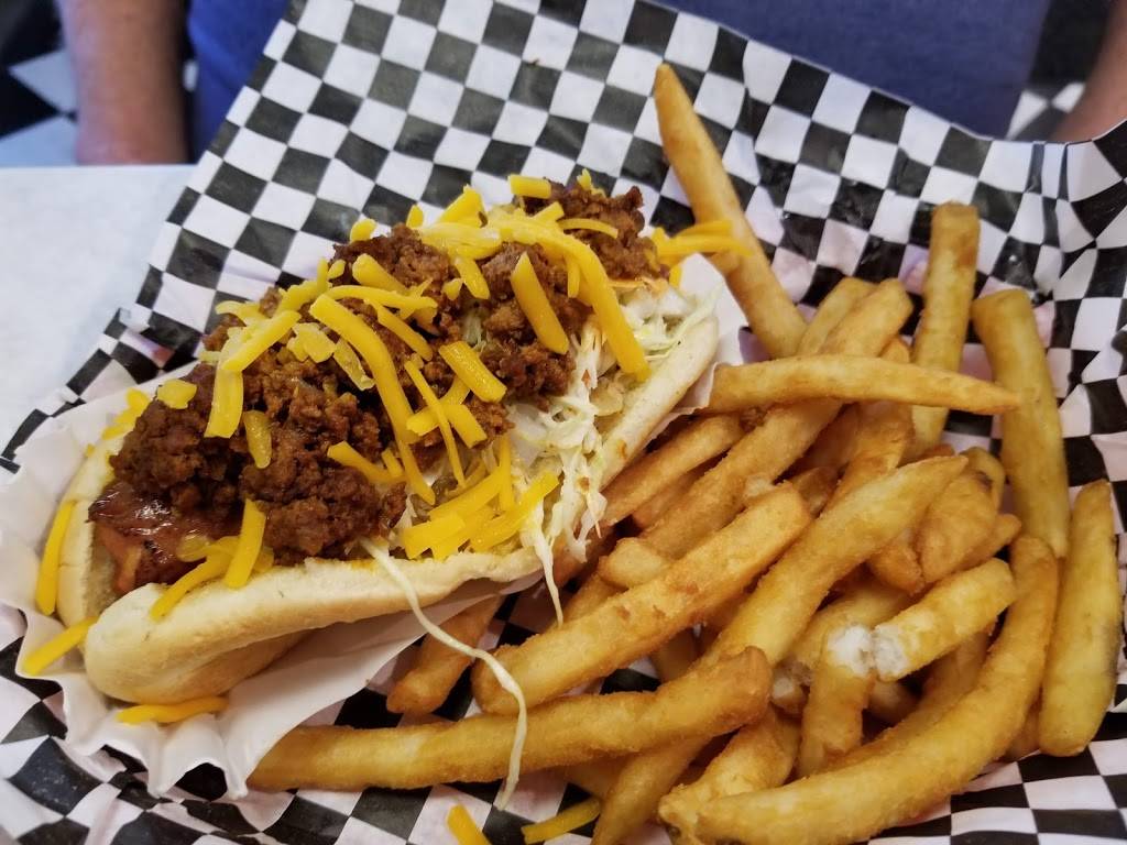 Troys 105 Diner | restaurant | 1286 NC-105, Boone, NC 28607, USA | 8282651344 OR +1 828-265-1344