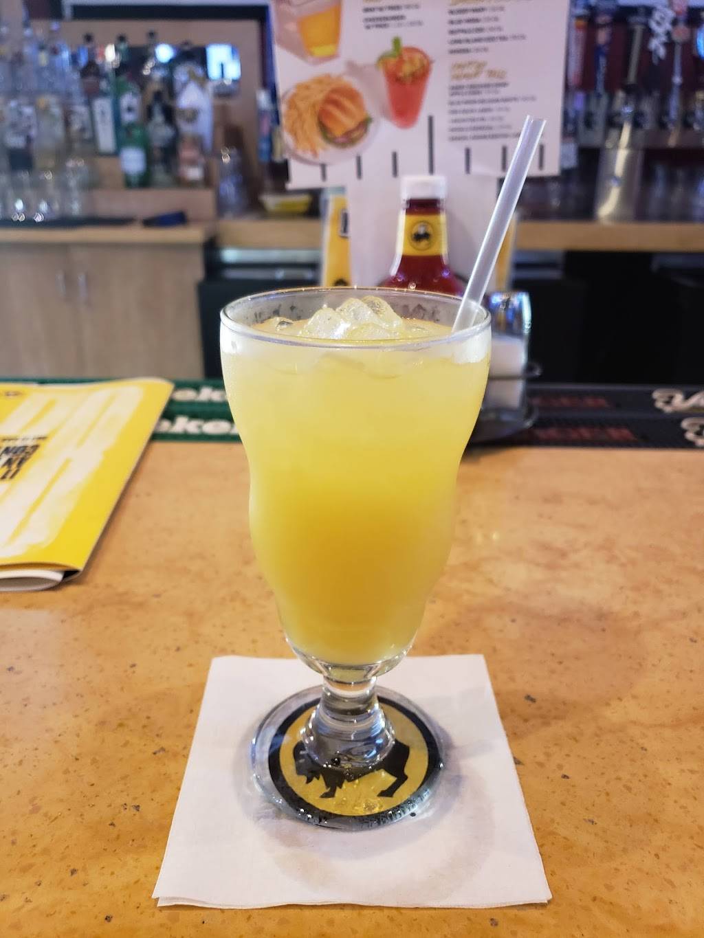 Buffalo Wild Wings | restaurant | 315 Union St, Waterbury, CT 06706, USA | 2035749464 OR +1 203-574-9464