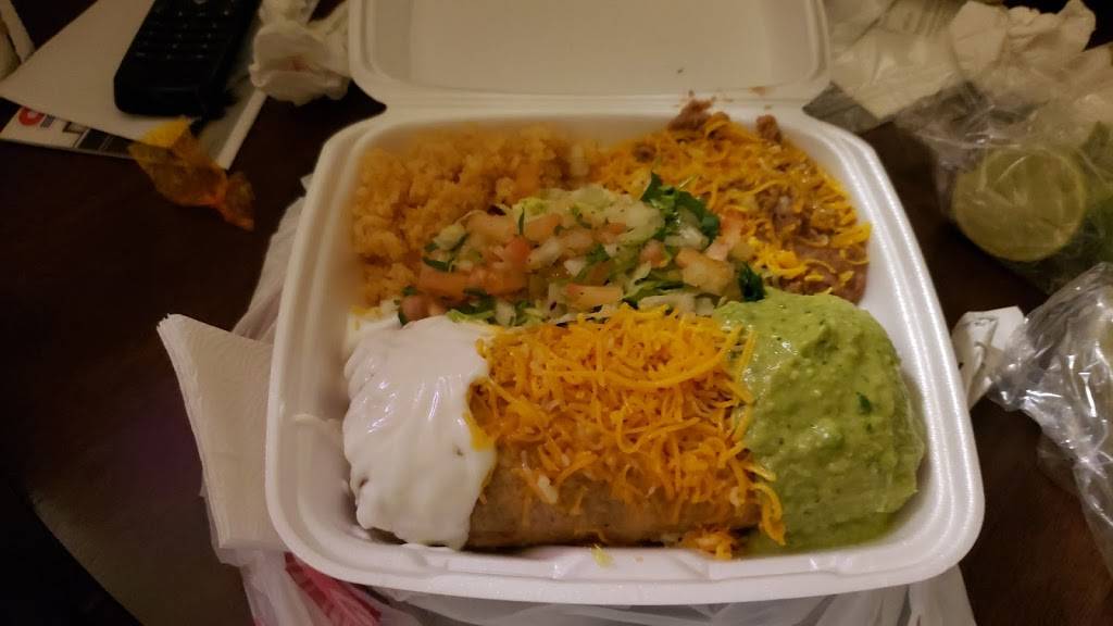 Santanas Mexican Food | restaurant | 1930 W Buckeye Rd, Phoenix, AZ 85009, USA | 6022581124 OR +1 602-258-1124