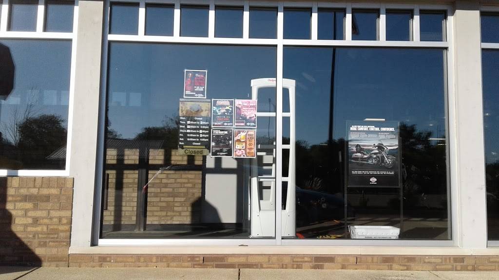 BP | restaurant | 12301 W Michigan Ave, Parma, MI 49269, USA | 5175318800 OR +1 517-531-8800