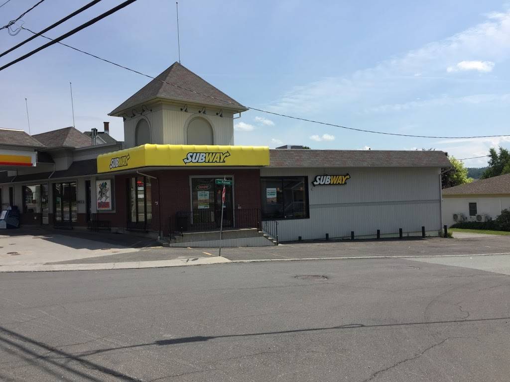 Restaurant SUBWAY | restaurant | 106 Boulevard Bégin, Sainte-Claire, QC G0R 1V0, Canada | 4188833393 OR +1 418-883-3393