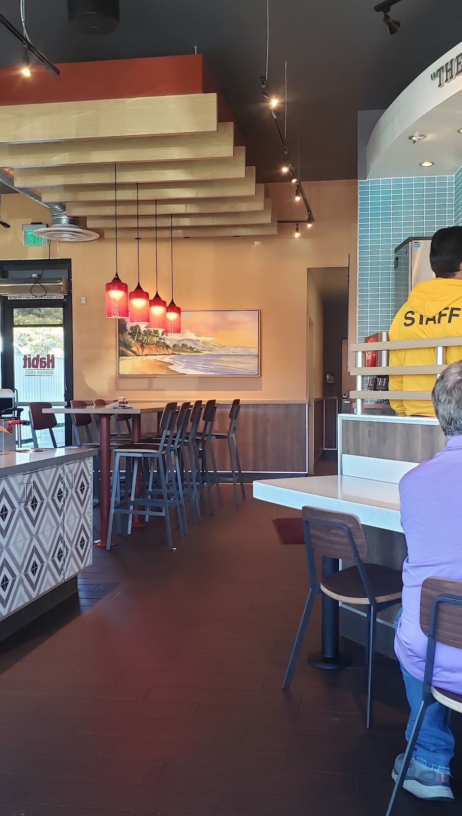 The Habit Burger Grill | restaurant | Sylmar Towne Shopping Center, 12631 Glenoaks Blvd Ste 1, Sylmar, CA 91342, USA | 7472663099 OR +1 747-266-3099