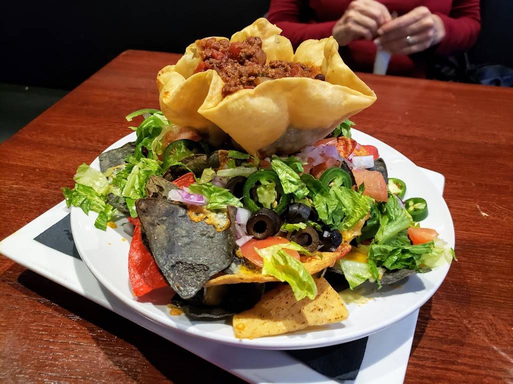 Napper Tandys | restaurant | 969 Main St, Millis, MA 02054, USA | 5087941568 OR +1 508-794-1568