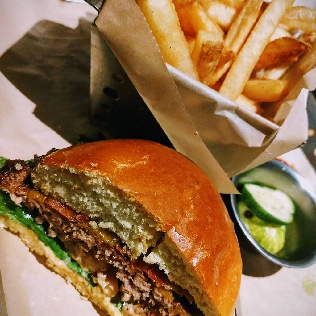 Chilis Grill & Bar | restaurant | 11481 S Twenty Mile Rd, Parker, CO 80134, USA | 7208421936 OR +1 720-842-1936