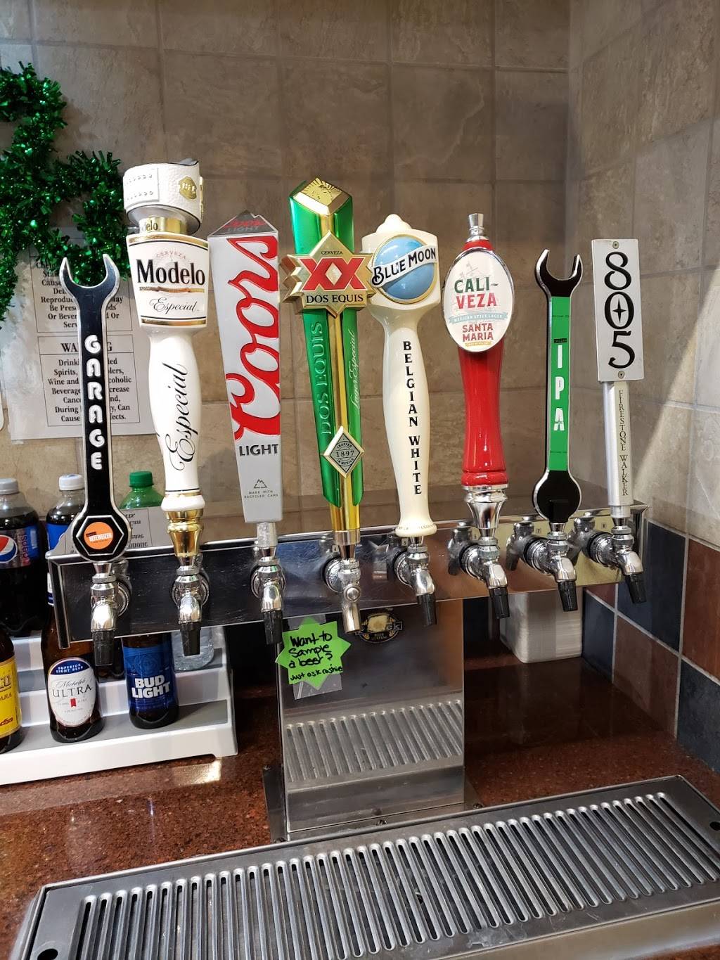 Round Table Pizza | meal delivery | 2270 S Azusa Ave D, West Covina, CA 91792, USA | 6268392900 OR +1 626-839-2900