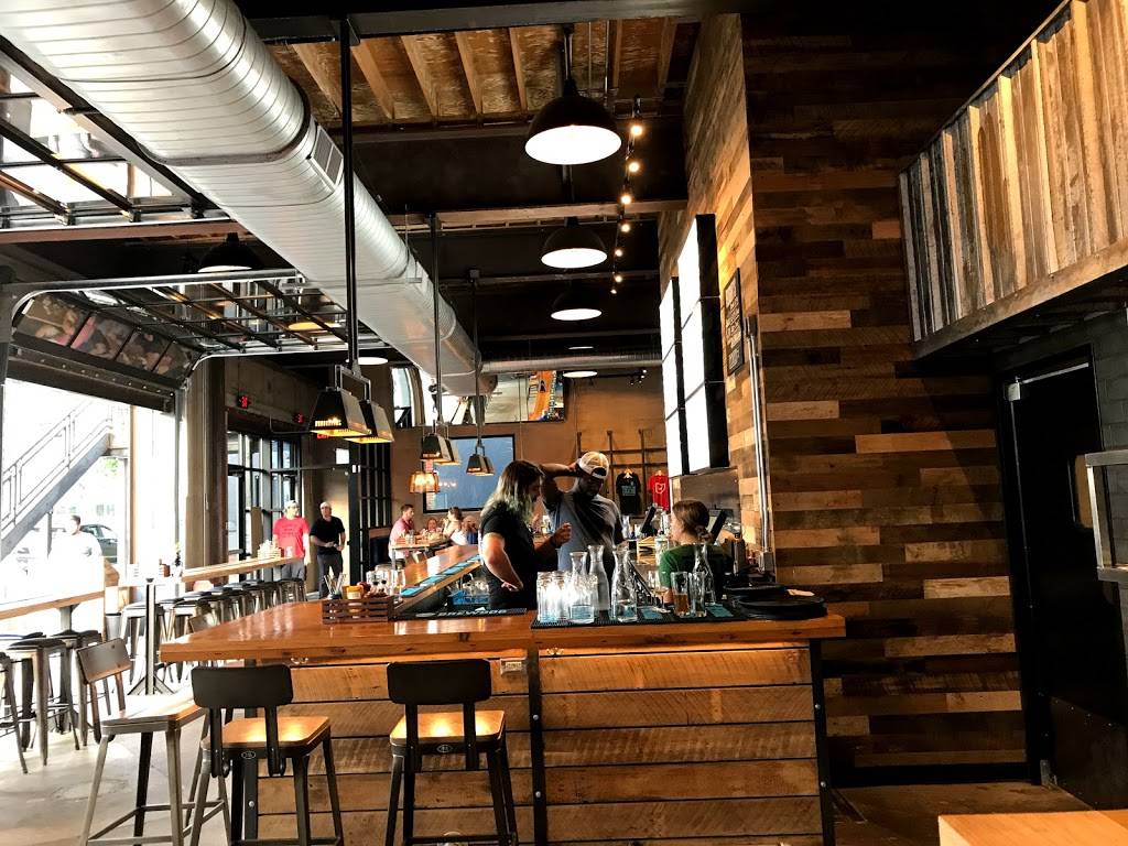 Brewdog Franklinton | restaurant | 463 W Town St, Columbus, OH 43215, USA | 6149083077 OR +1 614-908-3077