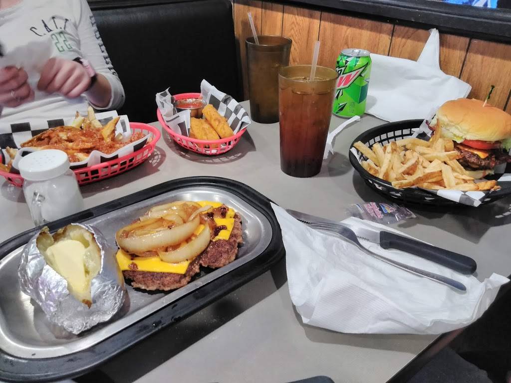 Raceway Grill | restaurant | 1207 Harry Byrd Hwy, Darlington, SC 29532, USA | 8433939212 OR +1 843-393-9212