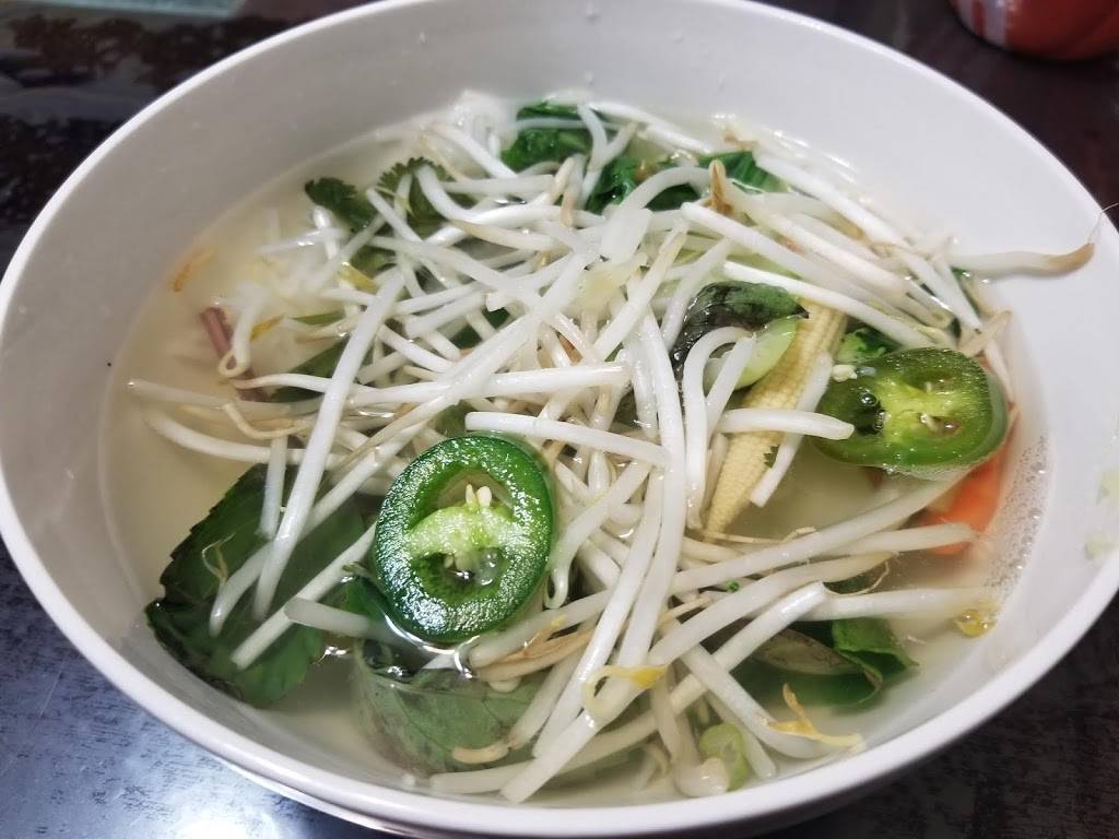 Pho Star Bowl | restaurant | 10051 Magnolia Ave, Riverside, CA 92503, USA | 9513529548 OR +1 951-352-9548