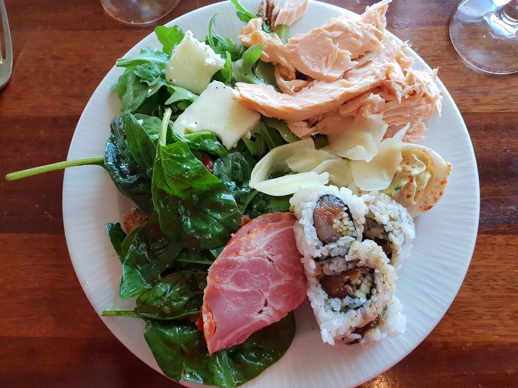 Island Way Grill | restaurant | 20 Island Way, Clearwater, FL 33767, USA | 7274616617 OR +1 727-461-6617