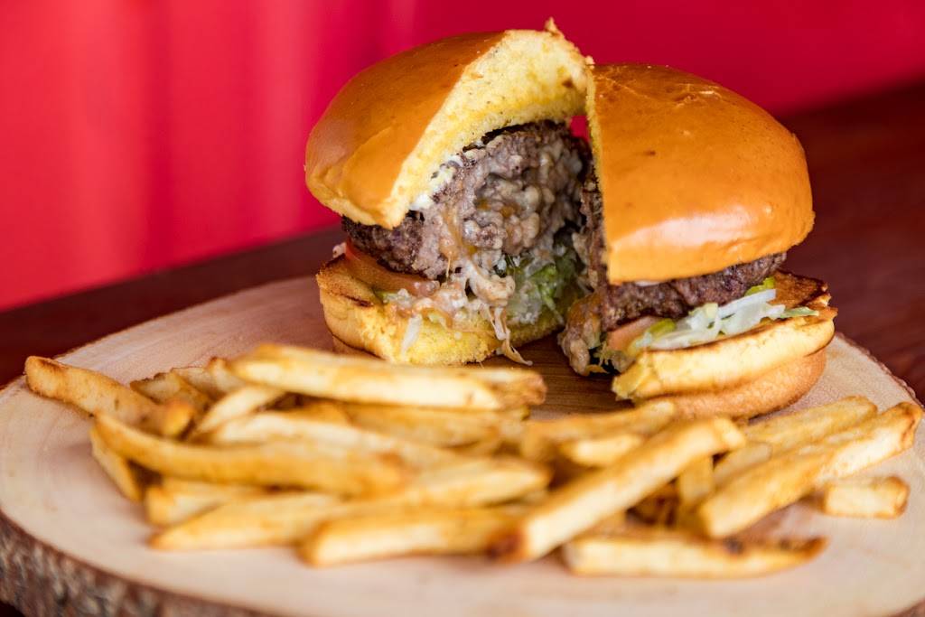 Little Bitty Burger Barn | restaurant | 5503 Pinemont Dr, Houston, TX 77092, USA | 7136836700 OR +1 713-683-6700