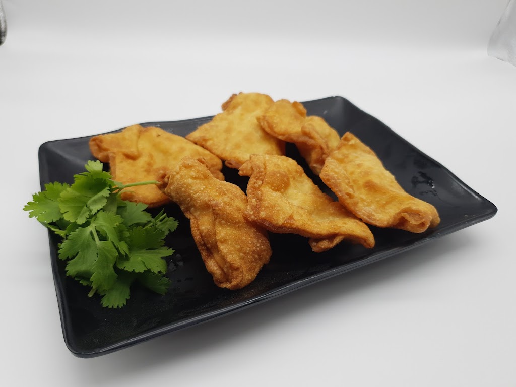 Yaos Cafe | restaurant | 601 W 43rd St, Chicago, IL 60609, USA | 7739666815 OR +1 773-966-6815