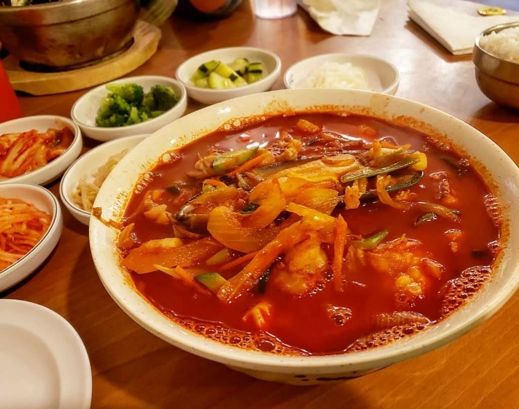 Golden Chopsticks | restaurant | 3846 St Marys Rd, Columbus, GA 31906, USA | 7066891644 OR +1 706-689-1644