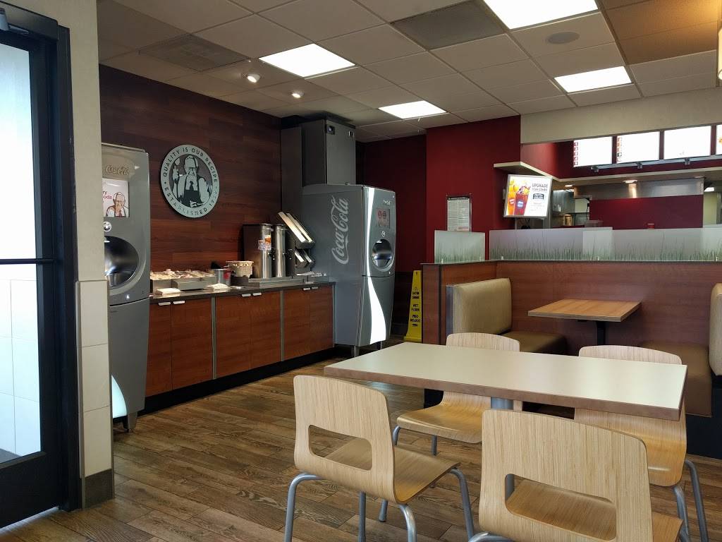Wendys | restaurant | 616 N Main St, Crown Point, IN 46307, USA | 2196621434 OR +1 219-662-1434