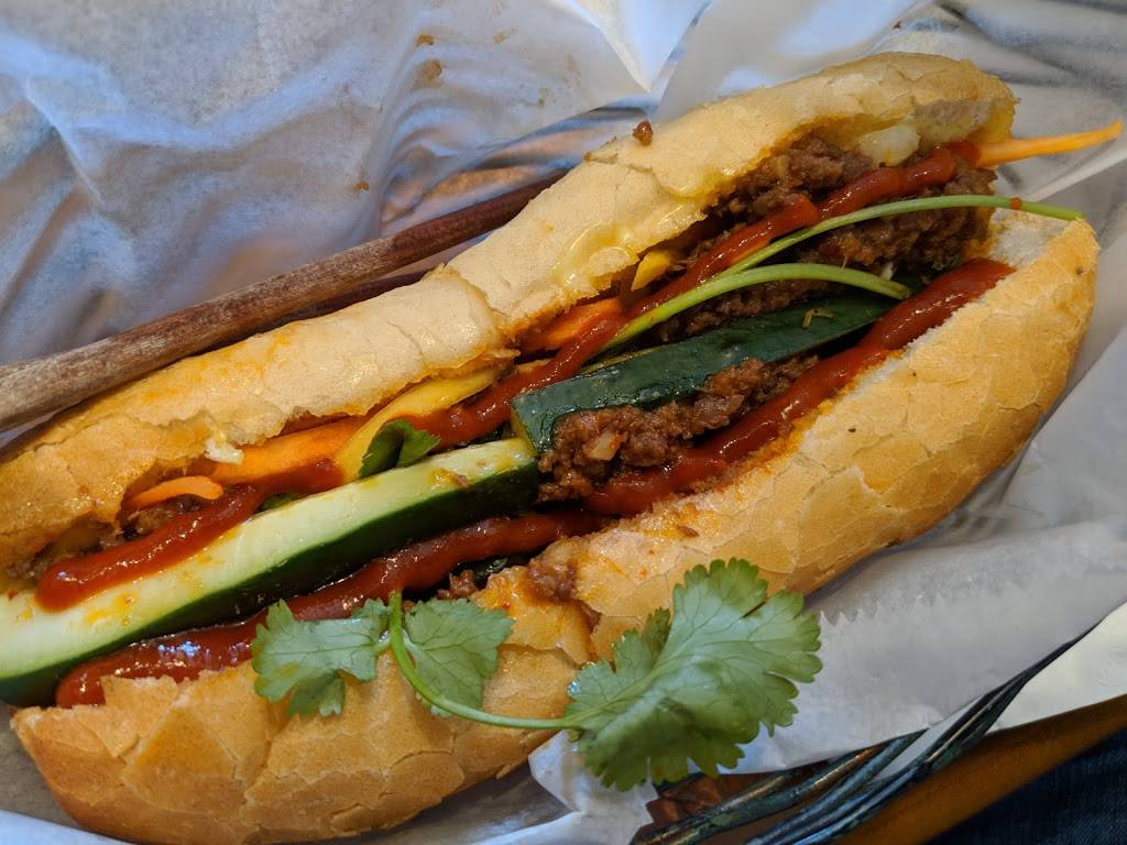 Caphe Banh Mi | restaurant | 407 Cameron St, Alexandria, VA 22314, USA | 7035490800 OR +1 703-549-0800