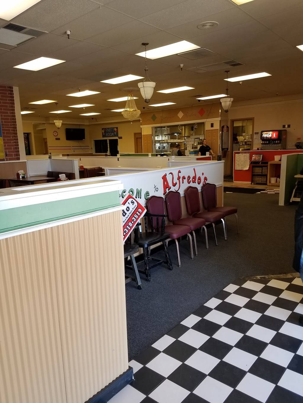 Alfredos Of Lewisburg & White Sulphur Springs | restaurant | 413 Greenbrier Valley Mall, Lewisburg, WV 24901, USA | 6813183516 OR +1 681-318-3516