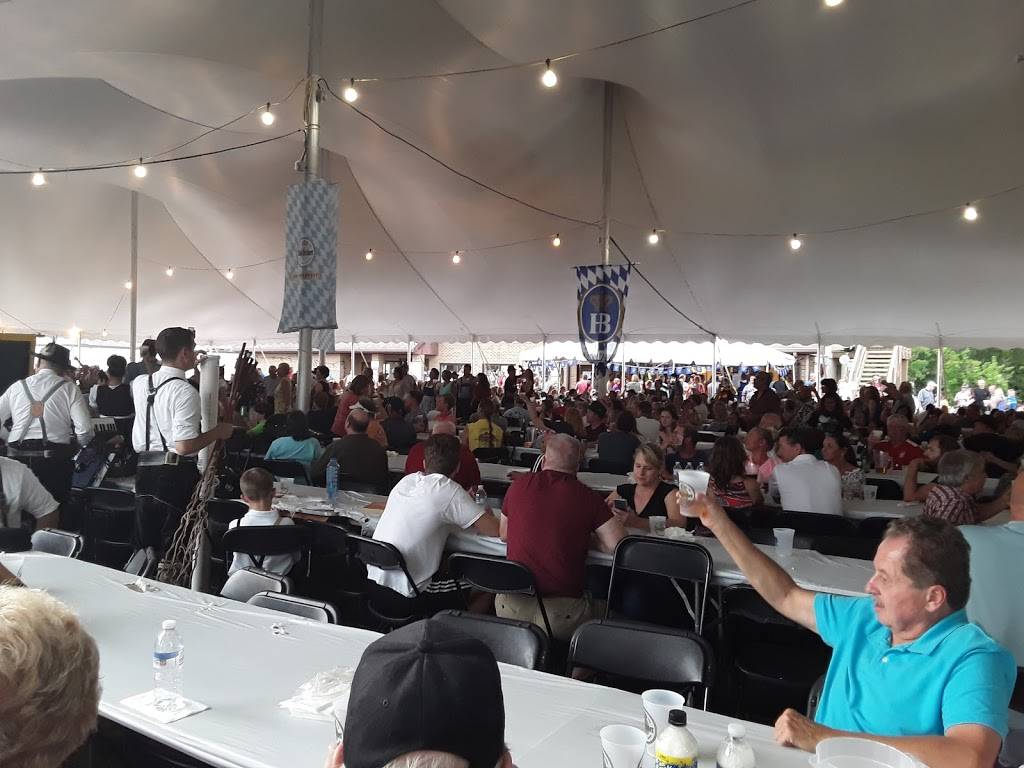 Donauschwabens German-American Cultural Center | restaurant | 7370 Columbia Rd, Olmsted Falls, OH 44138, USA | 4402352646 OR +1 440-235-2646