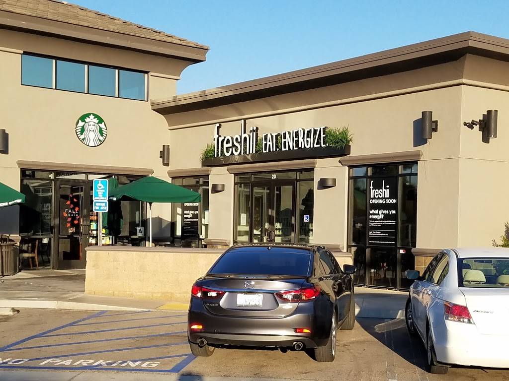 Freshii | restaurant | 3434 Arlington Ave, Riverside, CA 92506, USA | 9512289303 OR +1 951-228-9303