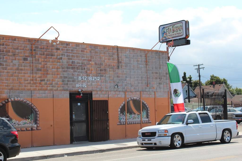 La Terraza | restaurant | 8445 Vernor Hwy, Detroit, MI 48209, USA | 3138431433 OR +1 313-843-1433