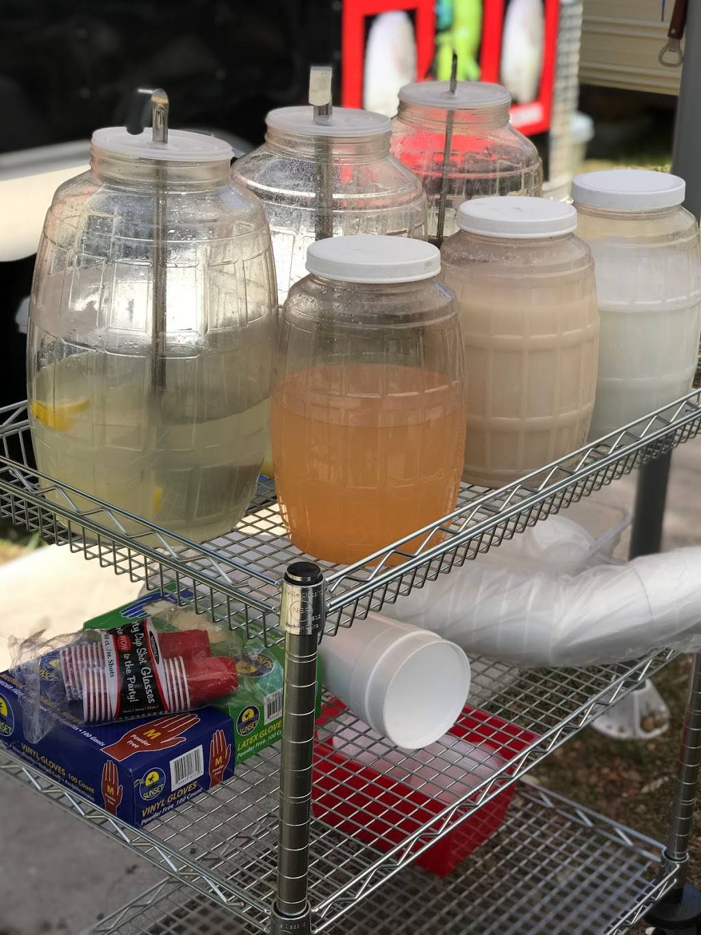 Mis Antojitos Mexicanos | restaurant | 3410 S Kings Ave, Brandon, FL 33511, USA | 8134450492 OR +1 813-445-0492