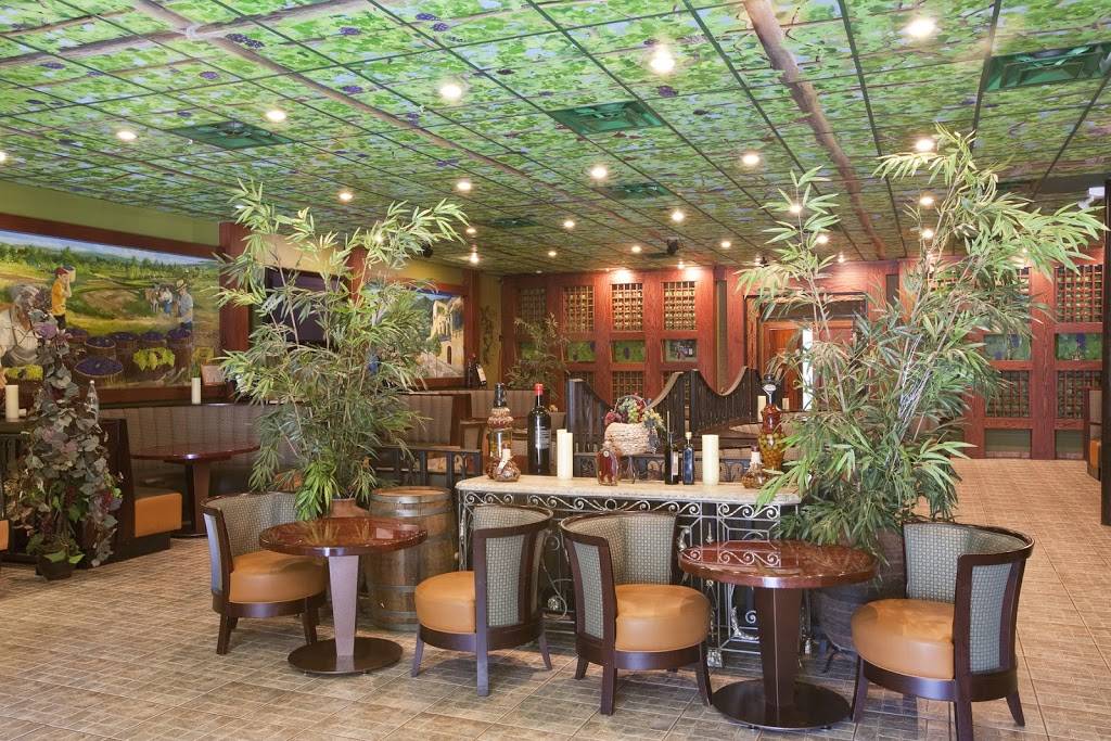 Trattoria Lincontro | restaurant | 21-76 31st St, Astoria, NY 11105, USA | 7187213532 OR +1 718-721-3532