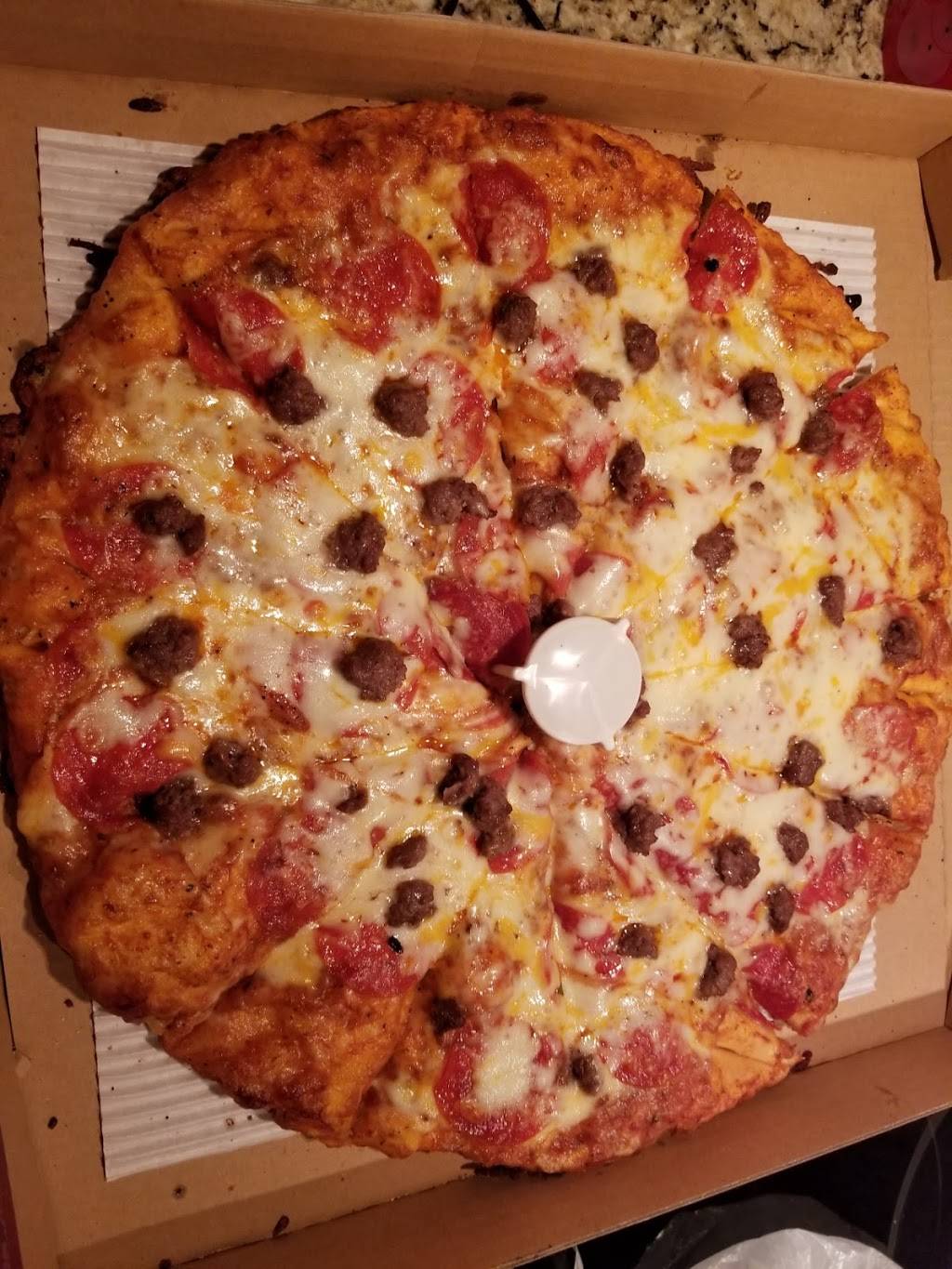 Me-N-Eds Pizzeria | restaurant | 7025 N West Ave, Fresno, CA 93711, USA | 5594360563 OR +1 559-436-0563