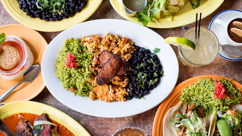 Mezcalitos Cantina | restaurant | 653 East Lake Dr, Decatur, GA 30030, USA | 4046870007 OR +1 404-687-0007