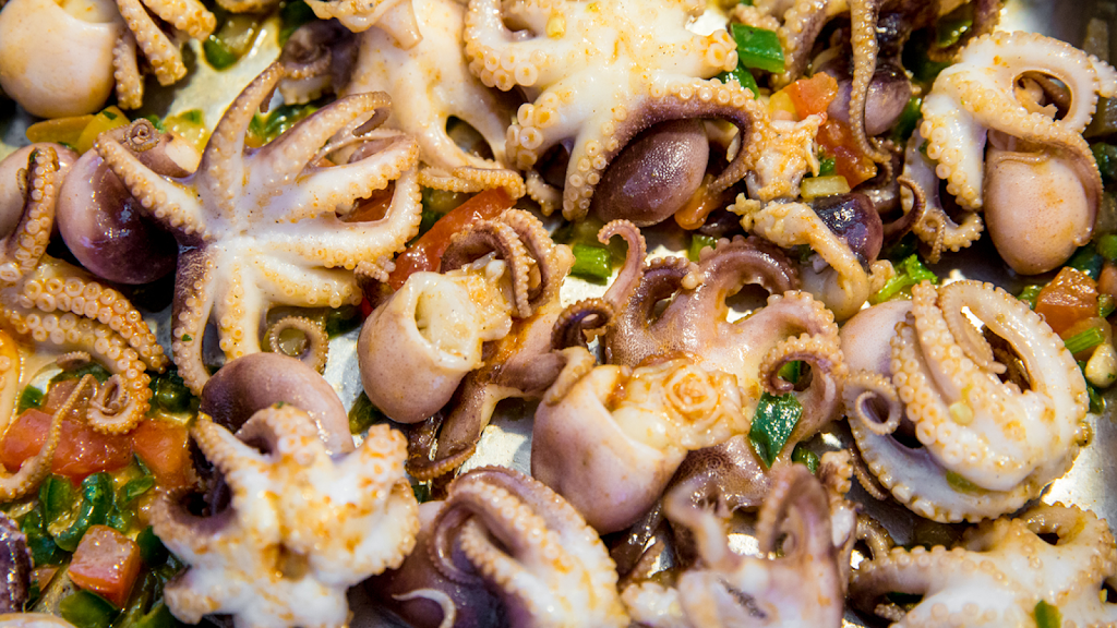 East Cafe | restaurant | 638 State St, Perth Amboy, NJ 08861, USA | 7328268888 OR +1 732-826-8888