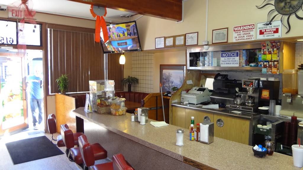 Brite Spot Mexican Restaurant | restaurant | 615 S Pacific Ave, San Pedro, CA 90731, USA | 3108332599 OR +1 310-833-2599