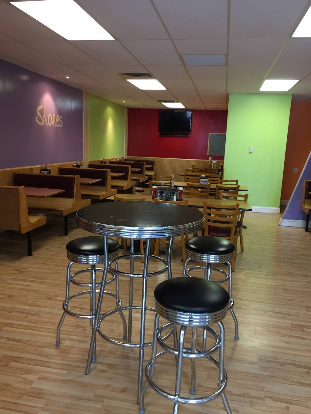 The Shake Shop | restaurant | 580 Old Clairton Rd, Pleasant Hills, PA 15236, USA | 4126504001 OR +1 412-650-4001