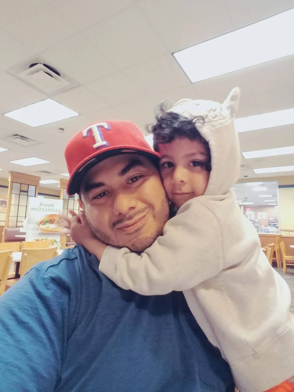 Wendys | restaurant | 1325 Gross Rd, Mesquite, TX 75149, USA | 9725648826 OR +1 972-564-8826