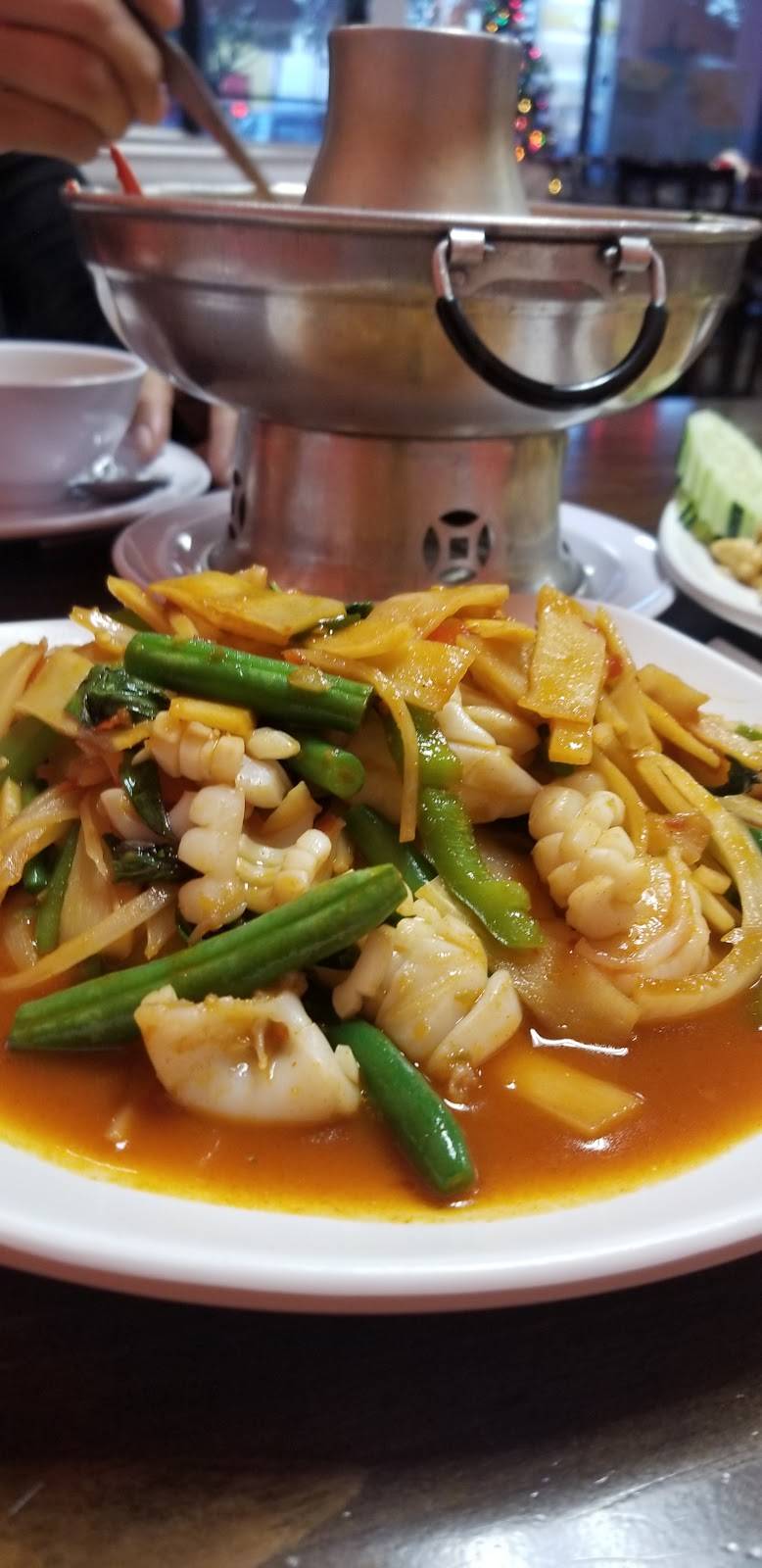 Rialto Thai Kitchen | restaurant | 1424 W Foothill Blvd Suite# A, Rialto, CA 92376, USA | 9096407055 OR +1 909-640-7055