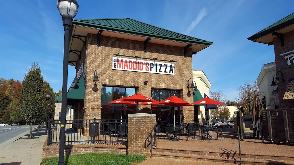 Uncle Maddios Pizza | restaurant | 10109 Northcross Center Ct #150, Huntersville, NC 28078, USA | 7049978524 OR +1 704-997-8524